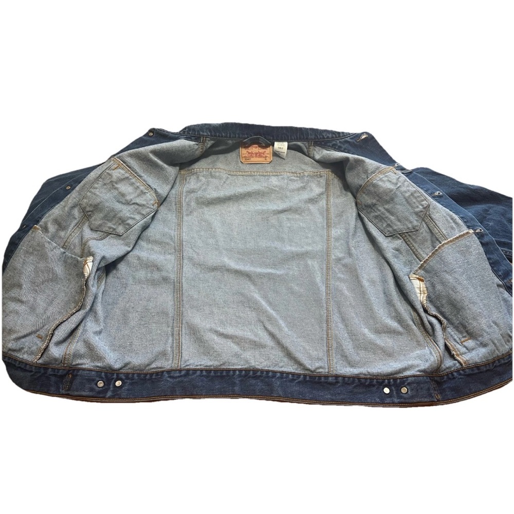 Levi's Dark Blue Denim Jacket - Classic Truckers Style - Picture 7 of 9